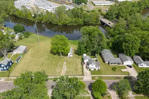 810 S Constantine St, Three Rivers, MI 49093 - Photo 37