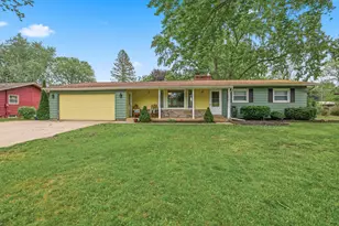 325 N 145th Ave, Holland, MI 49424 - Photo 1