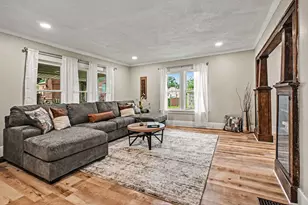 314 N 6th St, Niles, MI 49120 - Photo 5