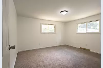 9470 Peck Road, Greenville, MI 48838 - Photo 13