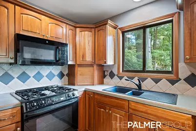 2247 Whisper Cove Drive SE, Kentwood, MI 49508 - Photo 13