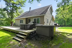 10260 N Ferris Rd, Riverdale, MI 48877 - Photo 37