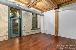 940 Monroe Ave NW, Grand Rapids, MI 49503 - Photo 5