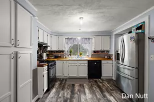 107 N Densmore St, Muskegon, MI 49442 - Photo 5