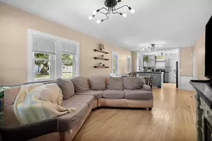 924 Spencer St NE, Grand Rapids, MI 49505 - Photo 5
