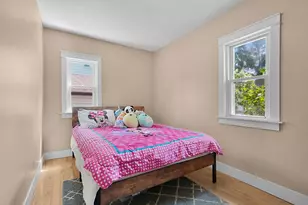 924 Spencer St NE, Grand Rapids, MI 49505 - Photo 17