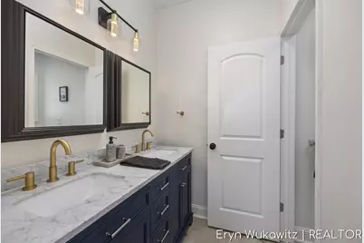 409 6 Mile Road NW, Comstock Park, MI 49321 - Photo 3