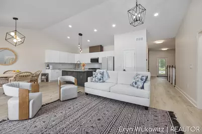 409 6 Mile Road NW, Comstock Park, MI 49321 - Photo 11