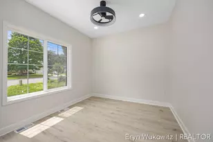409 6 Mile Rd NW, Comstock Park, MI 49321 - Photo 9