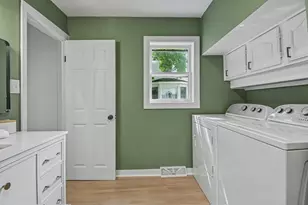 523 W Maple St, Wayland, MI 49348 - Photo 13