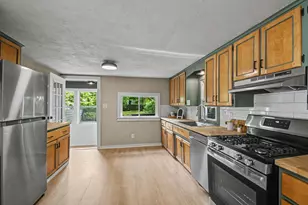 523 W Maple St, Wayland, MI 49348 - Photo 11