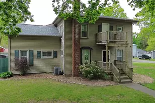 709 E Isham St, Lyons, MI 48851 - Photo 3