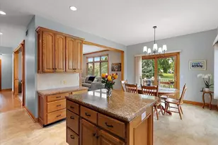 8259 Golfside Dr, Jenison, MI 49428 - Photo 11