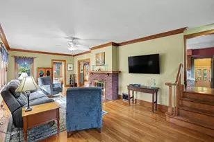 560 State St, Holland, MI 49423 - Photo 3