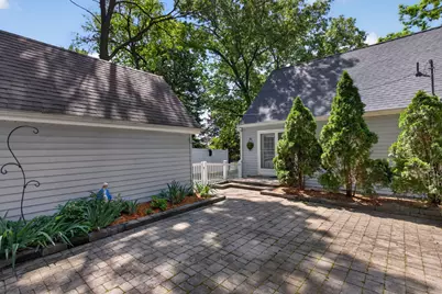 732 Lawrence Street, Jackson, MI 49203 - Photo 33