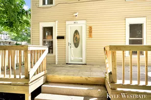 301 W Montcalm St, Greenville, MI 48838 - Photo 5