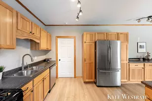301 W Montcalm St, Greenville, MI 48838 - Photo 11
