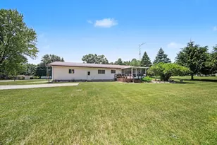4555 Clinton Rd, Jackson, MI 49201 - Photo 27