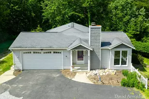 624 S 160th Ave, Holland, MI 49423 - Photo 3