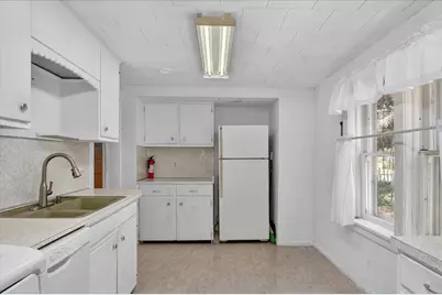 820 Rose Avenue, Big Rapids, MI 49307 - Photo 17