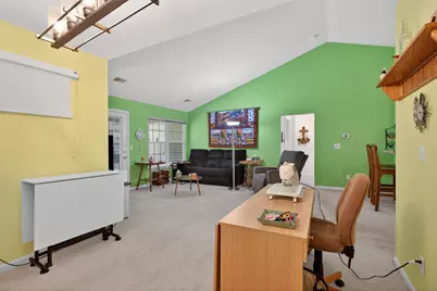 864 W Barrington Circle, Jackson, MI 49203 - Photo 7