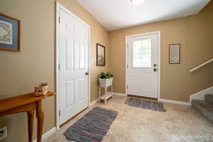 10497 Beechnut Ln, Zeeland, MI 49464 - Photo 7