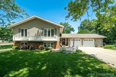 10497 Beechnut Lane, Zeeland, MI 49464 - Photo 3