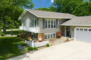 10497 Beechnut Ln, Zeeland, MI 49464 - Photo 5