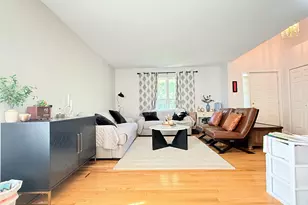 4953 S Ridgeside Cir, Ann Arbor, MI 48105 - Photo 5