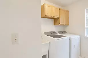 4953 S Ridgeside Cir, Ann Arbor, MI 48105 - Photo 11