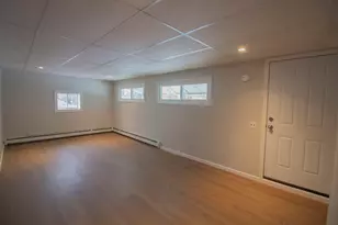 108 S Main St, Plainwell, MI 49080 - Photo 7