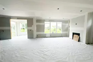 3375 Eagle Peak Dr, Jenison, MI 49428 - Photo 9