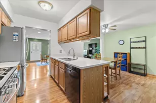 681 Archwood Dr, Ann Arbor, MI 48103 - Photo 7