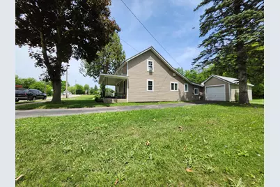 205 S Columbia Avenue, Scottville, MI 49454 - Photo 3