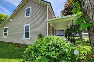 205 S Columbia Ave, Scottville, MI 49454 - Photo 13