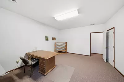 1716 Wildwood Avenue, Jackson, MI 49202 - Photo 25