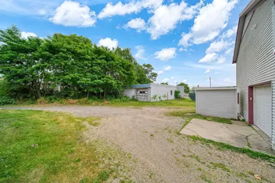 1716 Wildwood Avenue, Jackson, MI 49202 - Photo 35