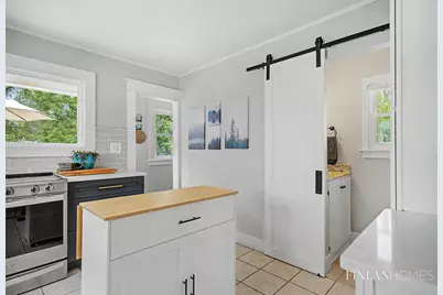 501 Emerald Avenue NE, Grand Rapids, MI 49503 - Photo 29