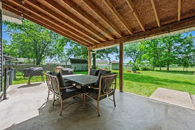 1200 E X Avenue, Vicksburg, MI 49097 - Photo 17