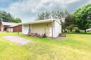 4338 Swarthout Rd, Pinckney, MI 48169 - Photo 3