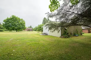 4338 Swarthout Rd, Pinckney, MI 48169 - Photo 39