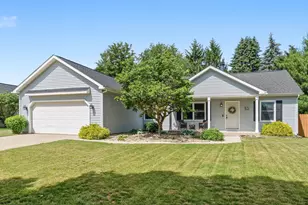1114 Meadowsweet Ln, Vicksburg, MI 49097 - Photo 1