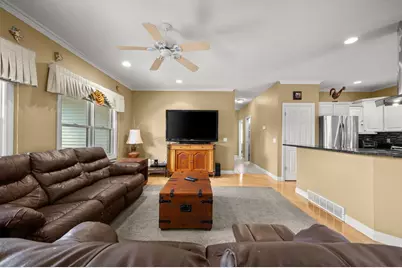 4823 Pleasant Meadow Circle, Saint Joseph, MI 49085 - Photo 9