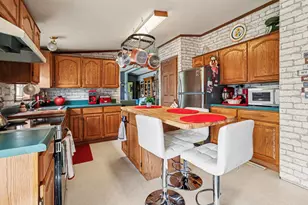 600 Peach Ln, Fremont, MI 49412 - Photo 9
