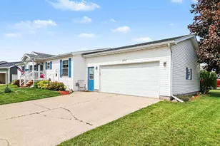600 Peach Ln, Fremont, MI 49412 - Photo 3