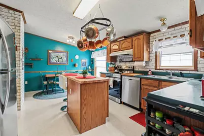 600 Peach Lane, Fremont, MI 49412 - Photo 7