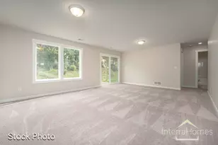 1595 N Village Cir, Kalamazoo, MI 49009 - Photo 21