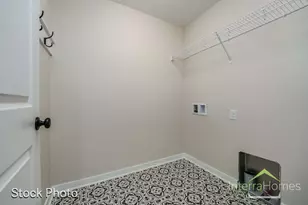 1595 N Village Cir, Kalamazoo, MI 49009 - Photo 19