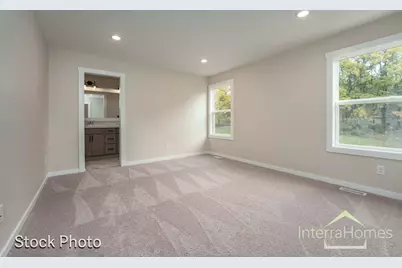 1595 N Village Circle, Kalamazoo, MI 49009 - Photo 15