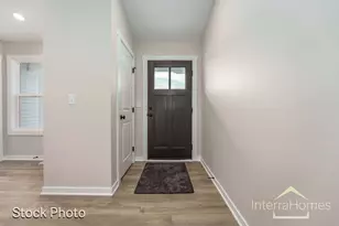 1595 N Village Cir, Kalamazoo, MI 49009 - Photo 5